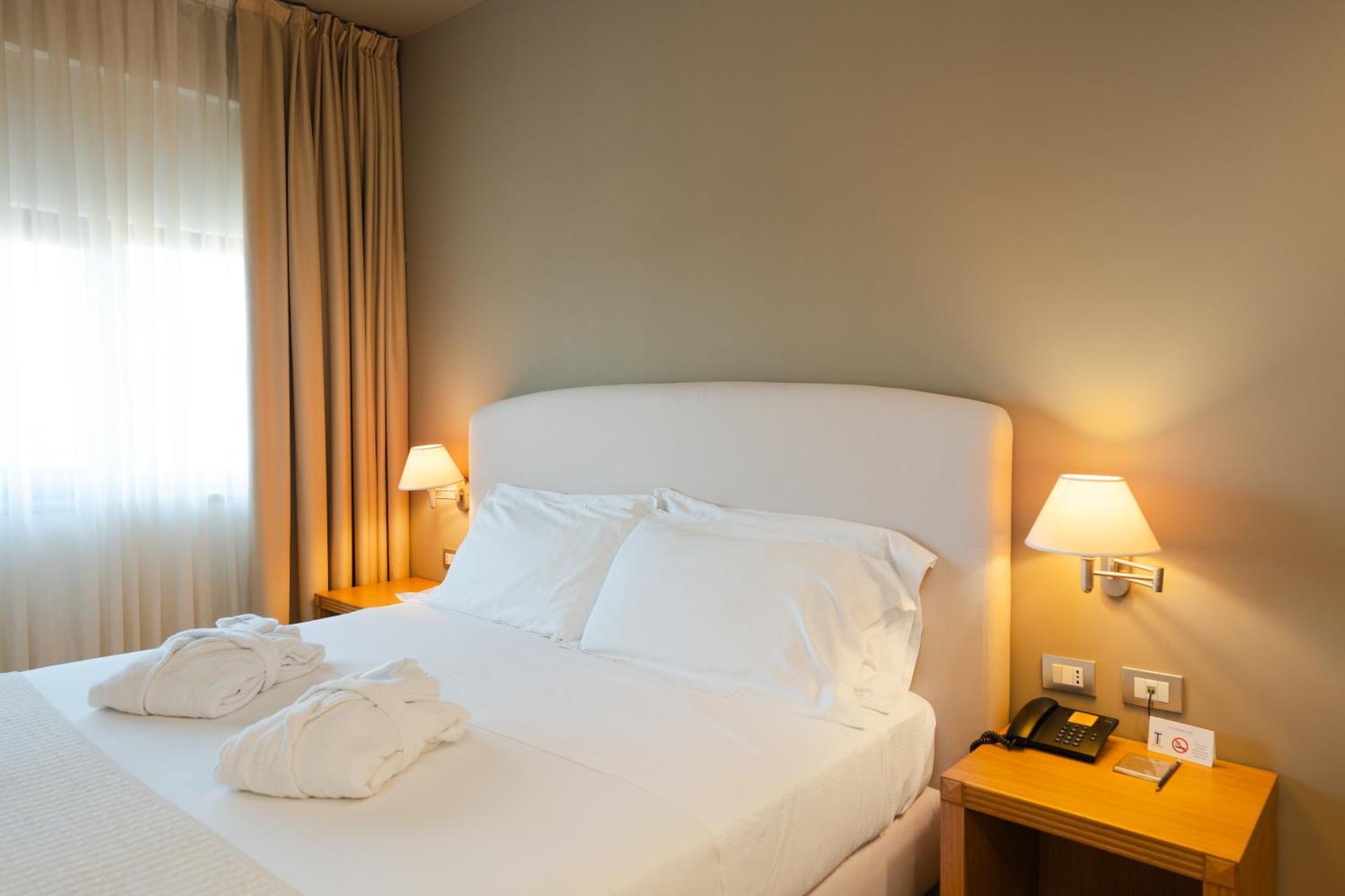 Hotel Touring Carpi Luaran gambar