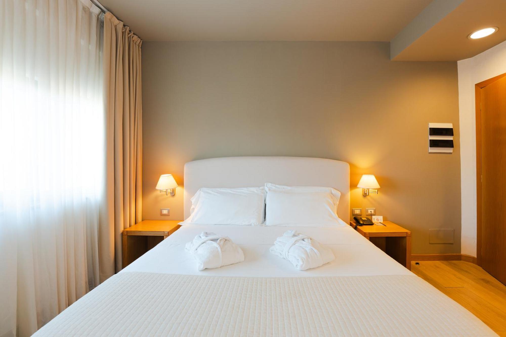 Hotel Touring Carpi Luaran gambar