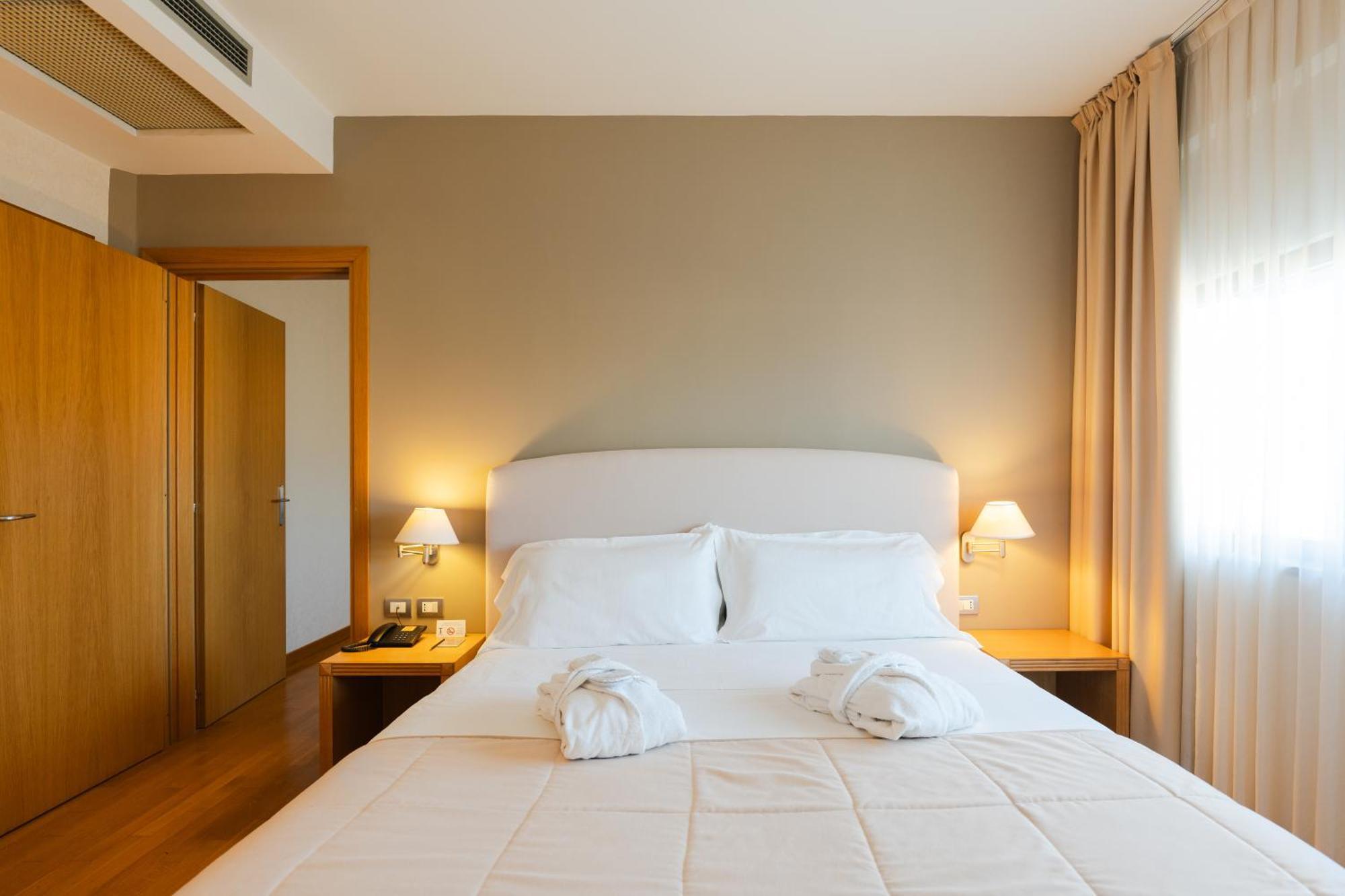 Hotel Touring Carpi Luaran gambar