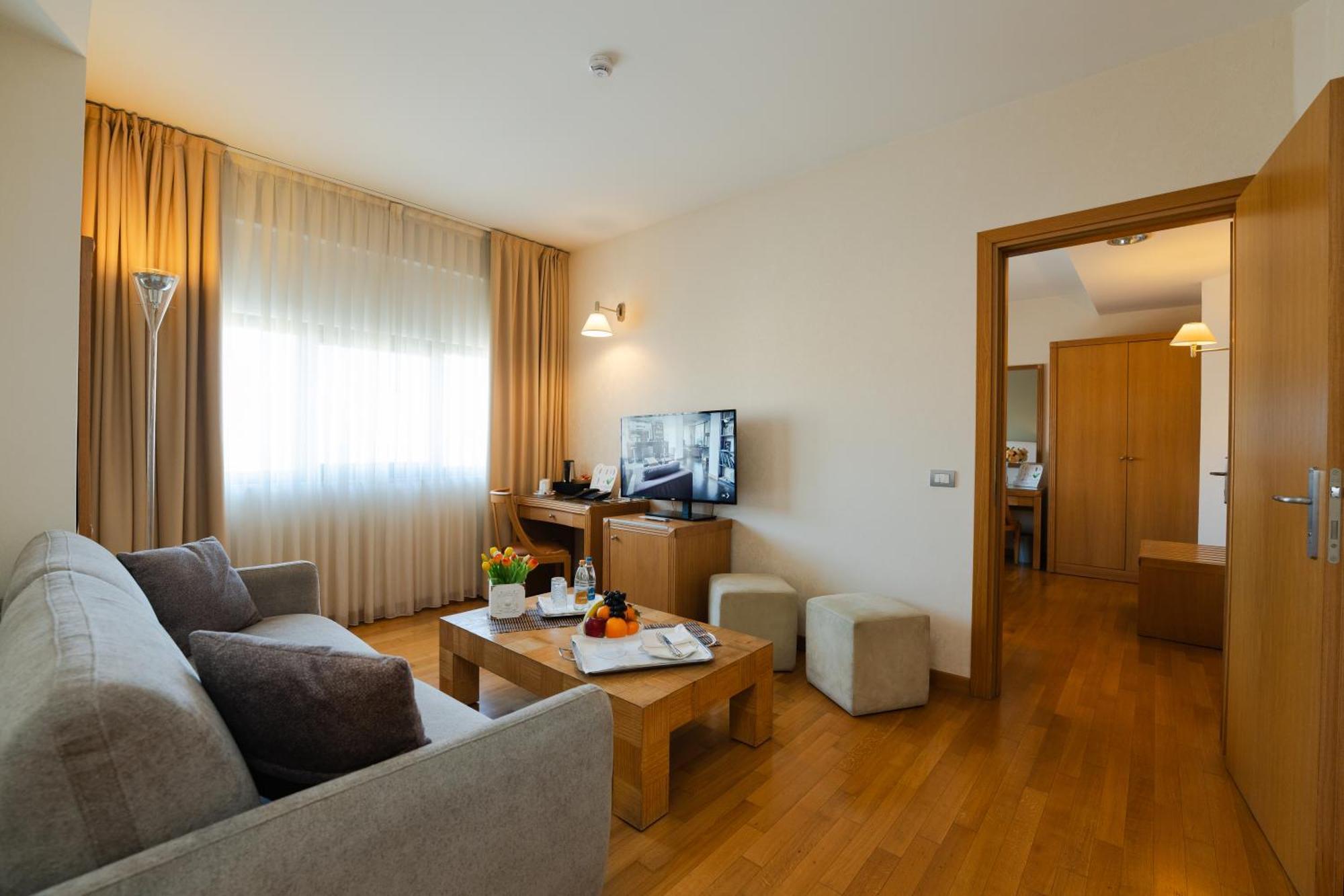 Hotel Touring Carpi Luaran gambar