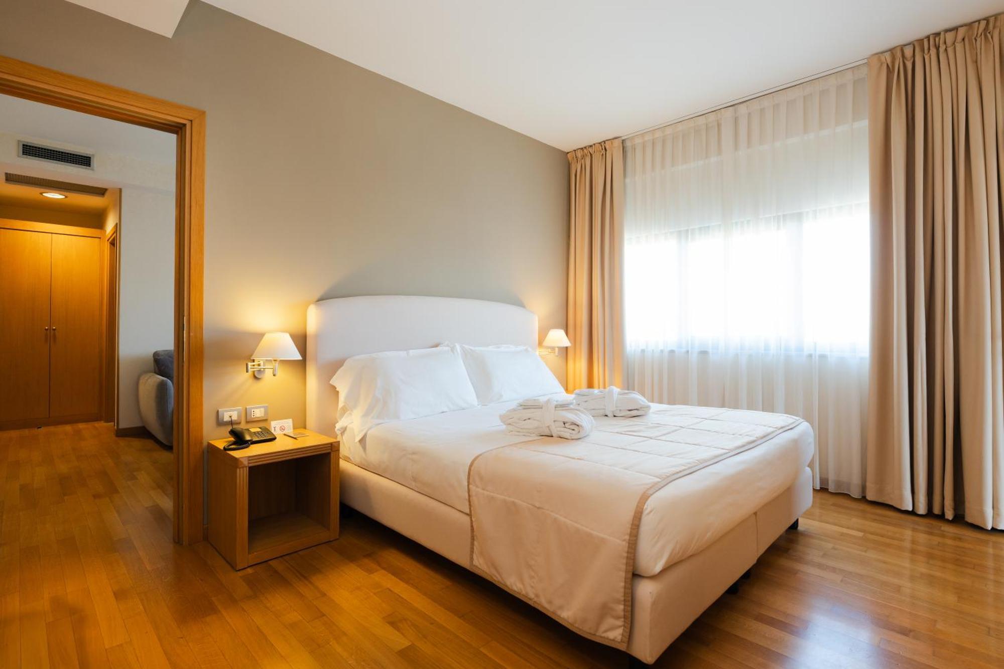 Hotel Touring Carpi Luaran gambar
